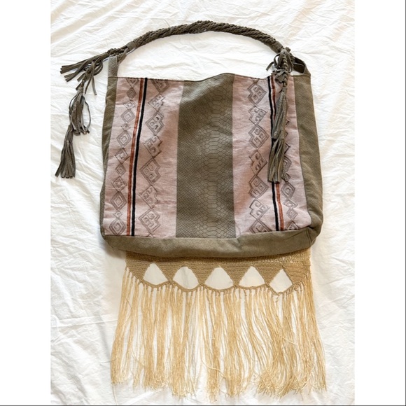 Free People Light My Fire Tote Fringe Macramé Crochet Boho Suede Oversized Bag - Picture 3 of 7